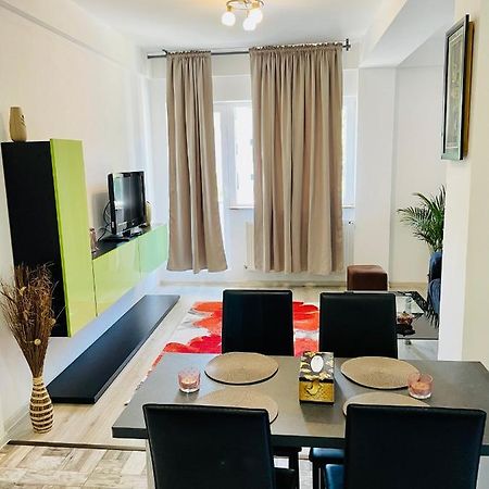Dream Sury Apartment - Metrou Leonida, Spital Obregia Bukarest Exteriör bild